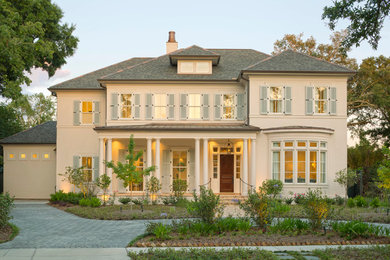 Example of a classic exterior home design in New Orleans