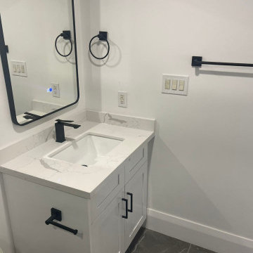 Avondale Apartment