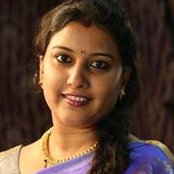 Deepika Somas foto