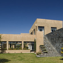courtyard hame