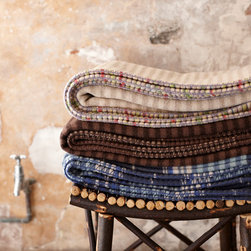 Lifestyle Collection - Throws