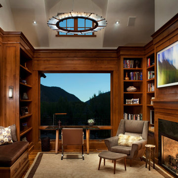 Willoughby Way: Home Office