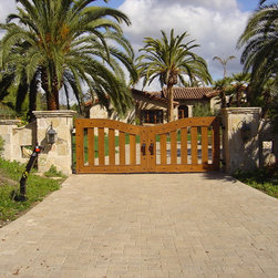 gates - wood - Products