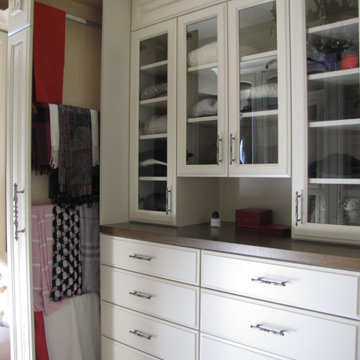 SONOMA HILLS DREAM CLOSET