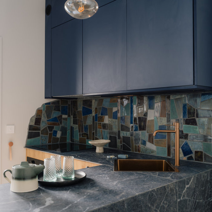 Danish kitchen photo in Paris