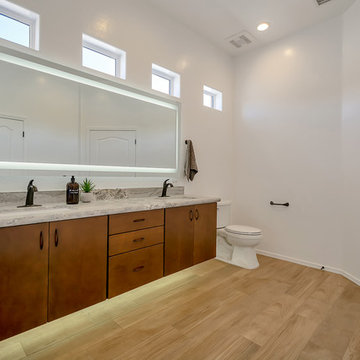 Contemporary Master Bathroom