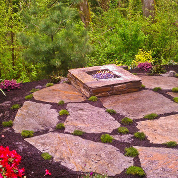Fire Feature and Flagstone Patio