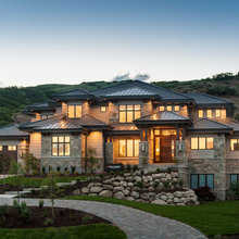 Tuhaye exterior