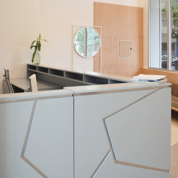Reception desk entry