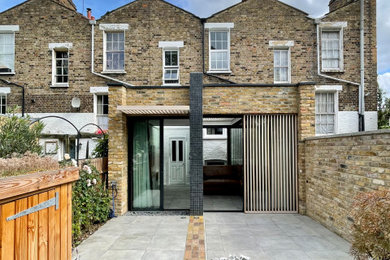 Inspiration for a contemporary house exterior in London.
