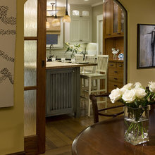 doorway between kitchen and dining room