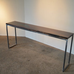 Walnut slab with resin - Products