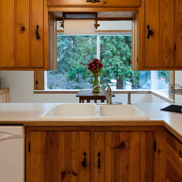 Bothell Rambler with Daylight Basement - For Sale