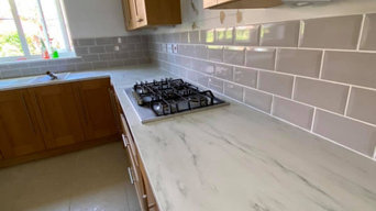 Kitchen tiling and cabinets