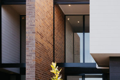 Inspiration for a contemporary home design in Sydney.