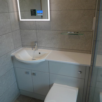 Small bathroom to walk-in shower