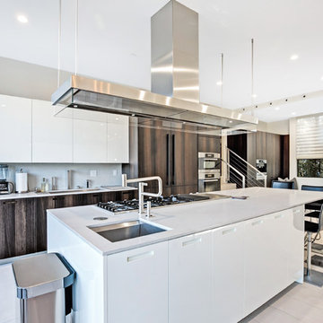 Completely Remodeled home in Los Angeles with an AMAZING View
