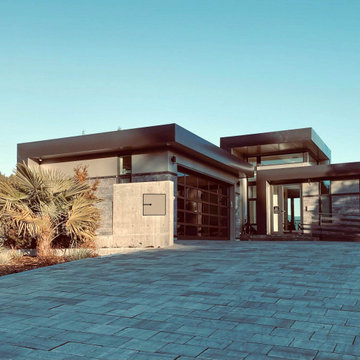 Deep Cove Residence