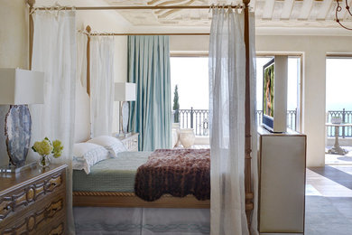 Example of a bedroom design in Orange County