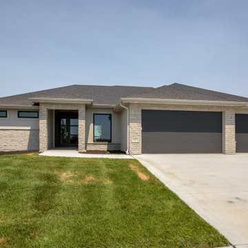 1 Story Fieldstone Ranch