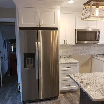Lisa Kitchen and bathroom