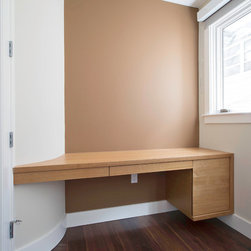 Oak built-in desk - Desks And Hutches
