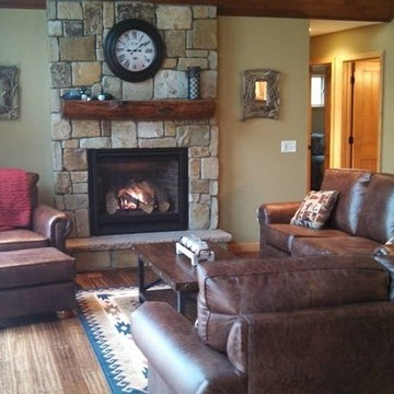 Cabin Living & Vacation Homes