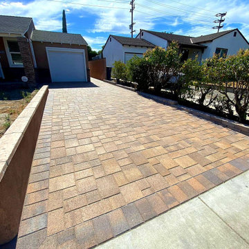 Front Yards & Driveways