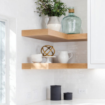 Knoll - Modern Farmhouse Kitchen