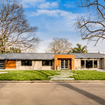 Modern Home Facade with Streamlined Design