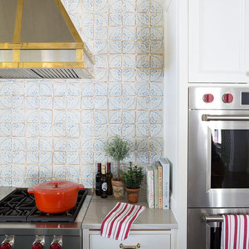 House Beautiful featured Colorful Lake House