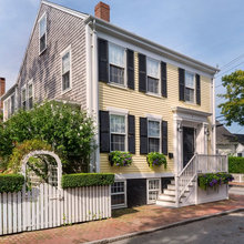 Maple St - Exterior
