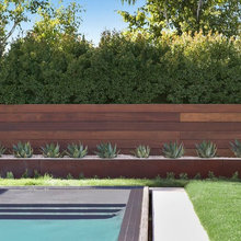 RETAINING WALL