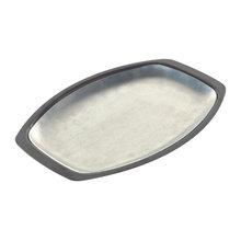 Serving plates