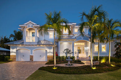 Inspiration for a contemporary exterior home remodel in Miami