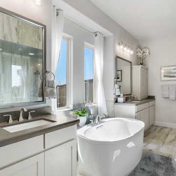 Dallas, Texas | Stonegate - Elite Rome Owner's Bathroom