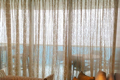 Transitional living room photo in Miami