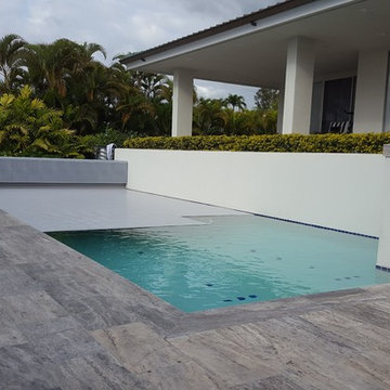 HydraLux: Slatted automatic swimming pool and spa covers