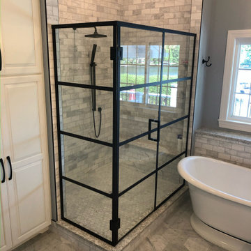 Black Lined Checkered Shower Glass Doors