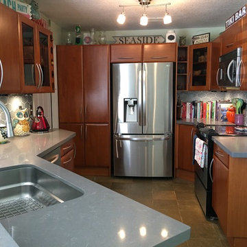 Modern Backsplash With Unique Pattern Designs GIve A Cozy Feel
