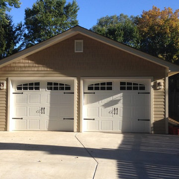 2 Car Detached Garage