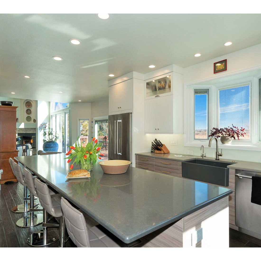 Contemporary Kitchen