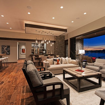 2013 Luxury Home Tour - Avant Garde Retreat