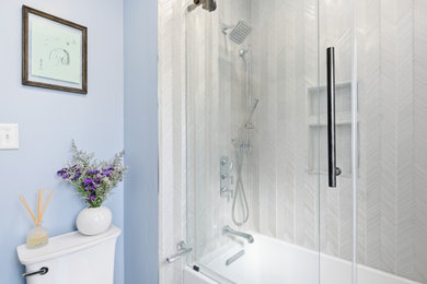 Example of a bathroom design in Other