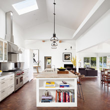 Whit Kitchen