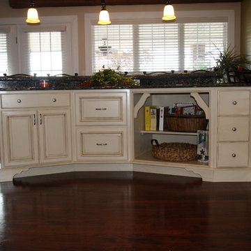 Elaborate Kitchens