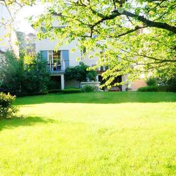 Vue depuis le fond du jardin - un point de vue agréable, pour profiter de la mai