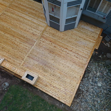 Issaquah-Highlands New Cedar Deck (Teardown, Rebuild, & Expand)
