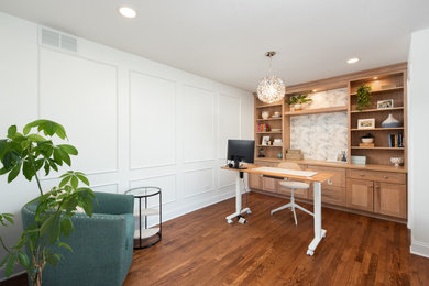 Transitional home office photo in Chicago
