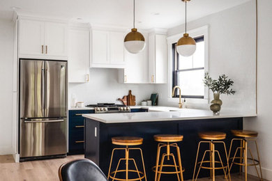 Example of a kitchen design in Boston